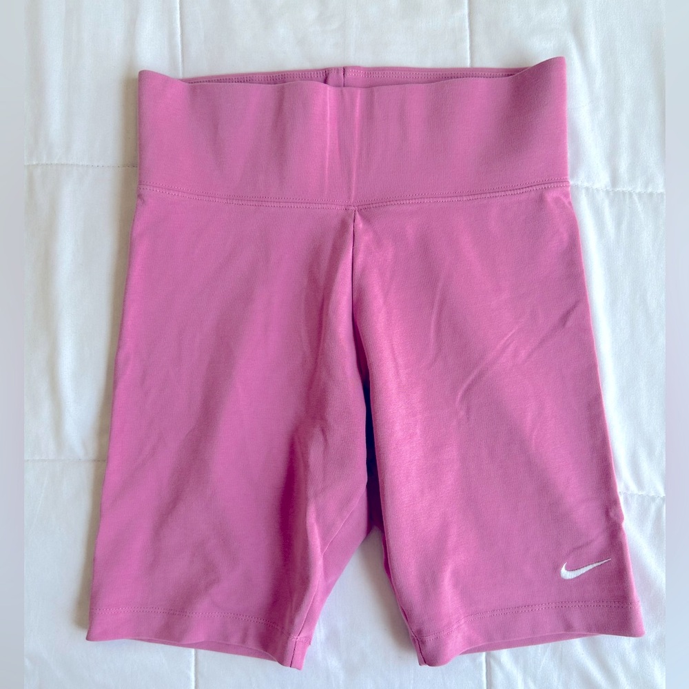 NIKE pink bike short